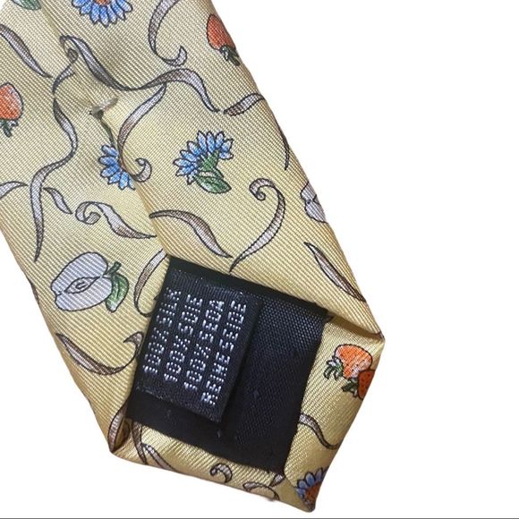 Vintage IL David Italian Silk Tie Fruits - Picture 5 of 5